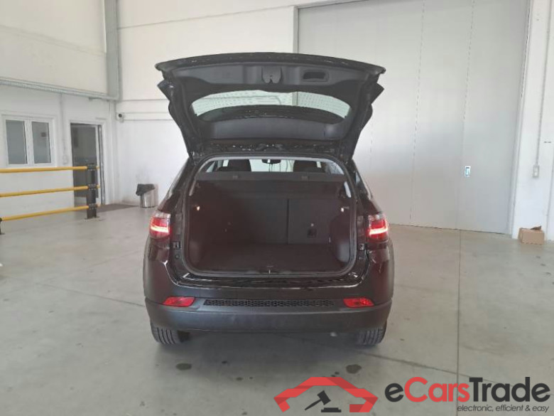 JEEP COMPASS / 2021 / 5P / SUV 1.5 TURBO MHEV T4 96KW LONGITUDE DDCT #5