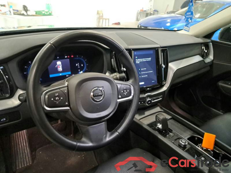 VOLVO XC60 / 2021 / 5P / SUV B4 D AWD AUTOMATICO CORE #3