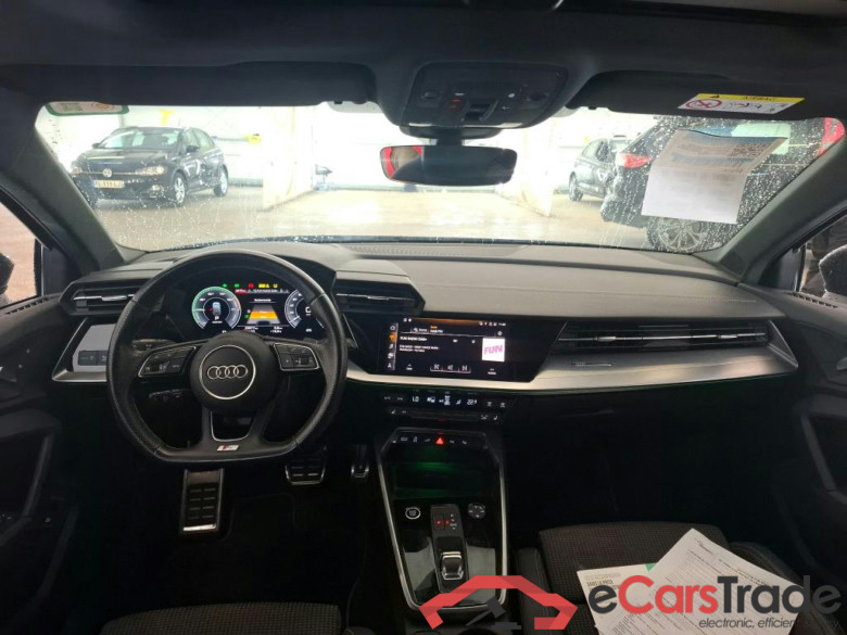 AUDI A3 Sportback / 2020 / 5P / Berline 40 TFSI e 204 S Tronic S Line #6