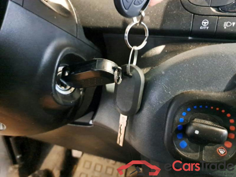 FIAT PANDA / 2011 / 5P / BERLINA 0.9 TWINAIR TURBO NATURAL POWER EASY #1