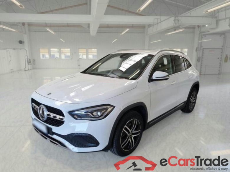 MERCEDES-BENZ GLA / 2020 / 5P / CROSSOVER GLA 200 D AUTOMATIC SPORT PLUS
