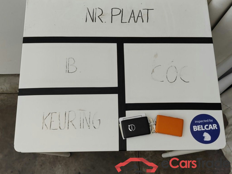 VOLVO XC60 - 2021 2.0 T6 PHEV AWD Ultimate Dark 5d #4