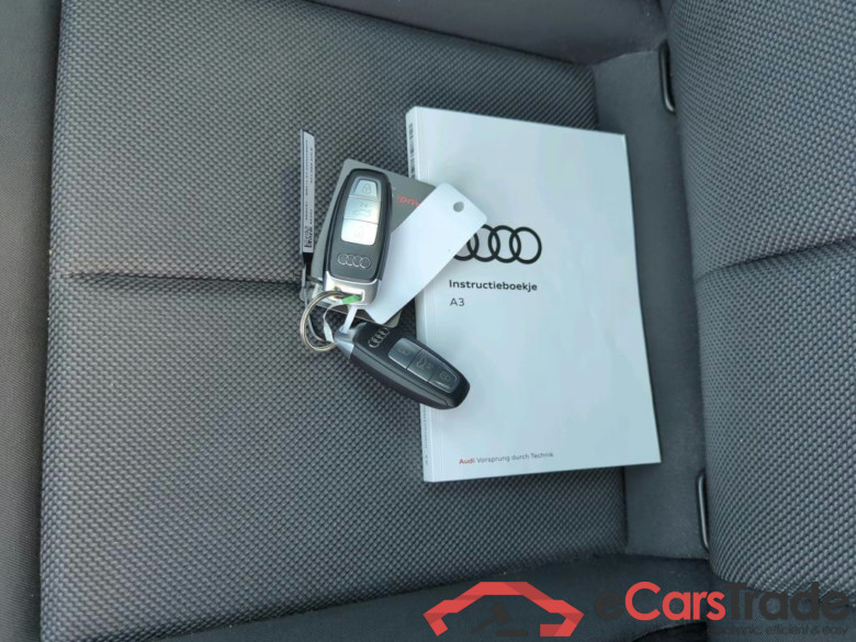 AUDI A3 Limousine 81 kW #6