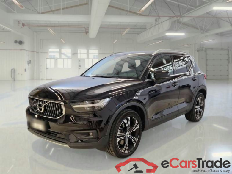 VOLVO XC40 / 2017 / 5P / SUV B4 AWD AUTOMATICO INSCRIPTION #1