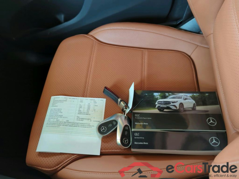 GLC -Klasse GLC 300 e 4Matic (254.656)Avantgarde 2.0 230KW AT9 E6d #3