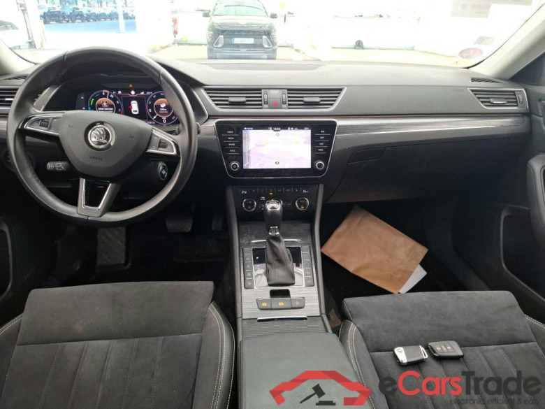 SKODA Superb Combi / 2019 / 5P / Break 1.4 TSI PHEV 218ch DSG6 Style #5