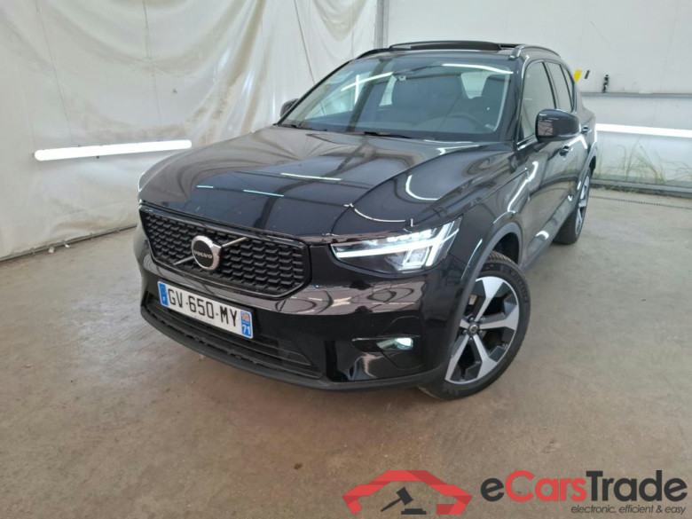 VOLVO XC40 2022 5P SUV B3 163 DCT 7 Ultimate #1