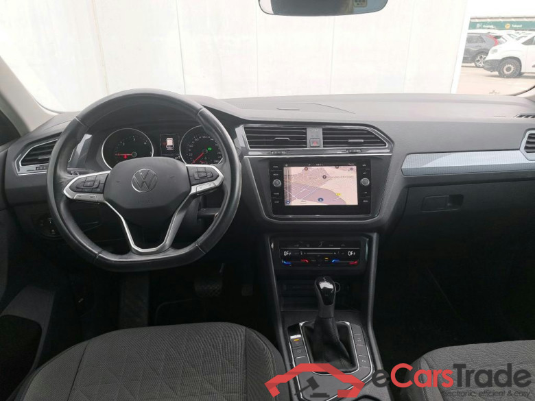 VOLKSWAGEN Tiguan / 2020 / 5P / todoterreno Life 2.0 TDI 110kW (150CV) DSG (AC2) #3