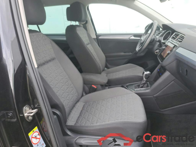 VOLKSWAGEN Tiguan / 2020 / 5P / todoterreno Life 2.0 TDI 110kW (150CV) DSG (AC2) #6