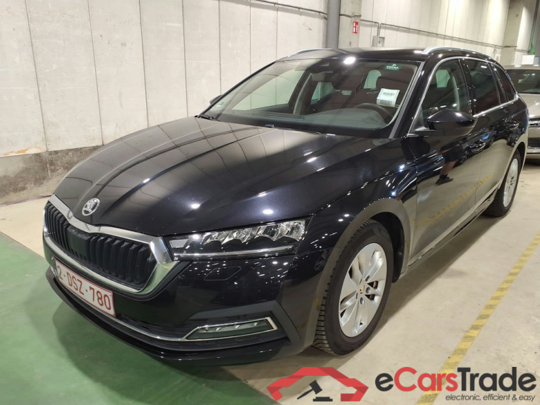 SKODA OCTAVIA COMBI 2.0 CRTDI 110KW CLEVER #2