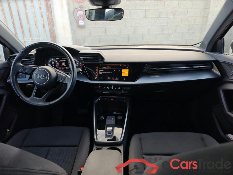 AUDI A3 / 2020 / 5P / berlina con portón Sportback Advanced 30 TFSI 81kW S tronic #3