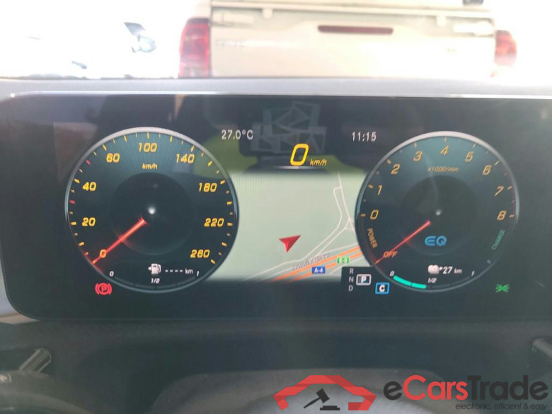 MERCEDES-BENZ CLA / 2019 / 4P / coupé CLA 250 e #4