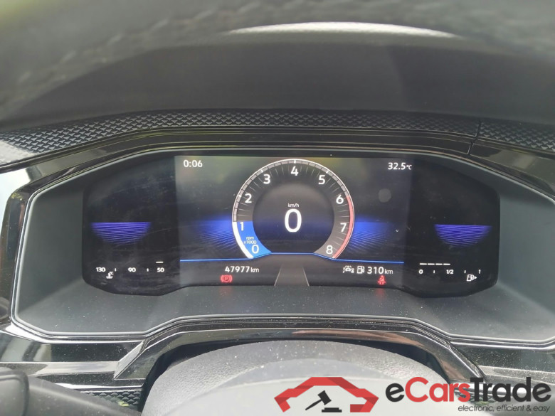 VOLKSWAGEN Polo / 2021 / 5P / berlina con portón Life 1.0 TSI 70kW (95CV) #4