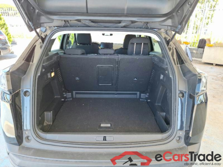 PEUGEOT 3008 / 2020 / 5P / SUV BLUEHDI 130 EAT8 SeS ACTIVE BUSINESS #5