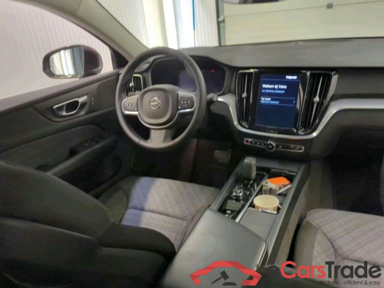 VOLVO V60 2.0 B3 Core #3
