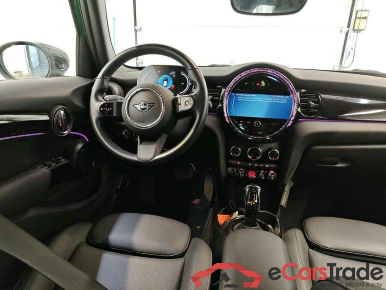 Mini 5-deurs 1.5 Cooper Camden #3