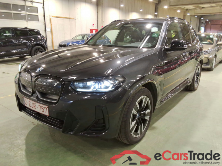 BMW IX3 80KWH AUTO