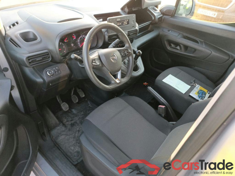 OPEL Combo / 2018 / 3P / furgón derivado de turismo 1.6 TD S/S 74kW (100CV) Express L H1 650 #3