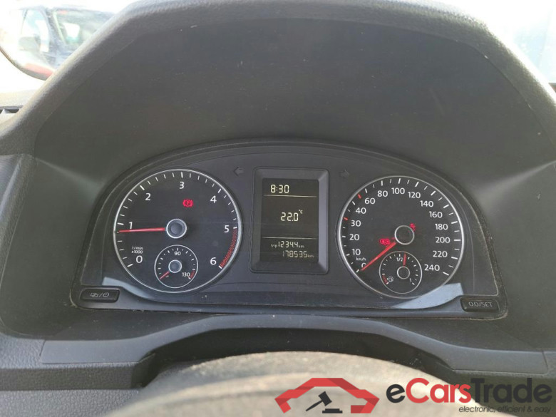 VOLKSWAGEN Caddy / 2015 / 4P / furgón derivado de turismo Business 2.0 TDI 75kW (102CV) BMT #4