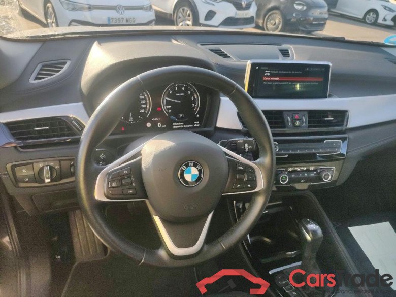 BMW X2 / 2017 / 5P / todoterreno xDrive25e Auto #3
