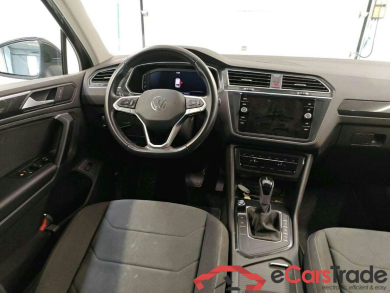 VOLKSWAGEN Tiguan 1.5 TSI Life #3
