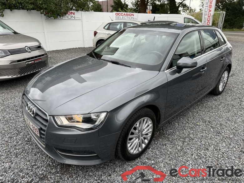 AUDI A3 Sportback Audi A3 Ambiente  Sportback 1.6 TDI   77(105) kW(ch) 6 vitesses