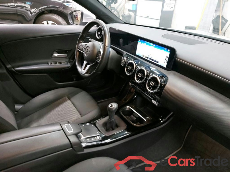 MERCEDES - MER CLA 180 d 116PK Business Solution Essential Plus #3