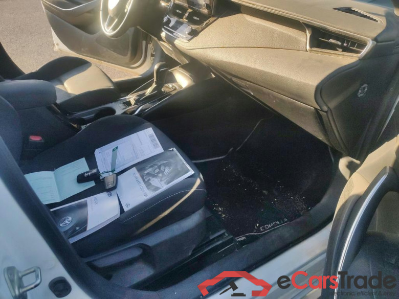 TOYOTA Corolla 1.8 125H ACTIVE TECH E-CVT #6
