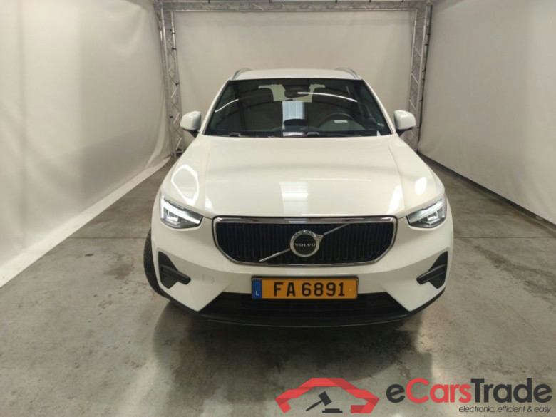 Volvo XC40 B3 Core DCT 5d #1