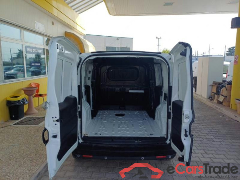 FIAT DOBLÒ CARGO / 2014 / 4P / VETT. FURGONATA CH1 BUSINESS 1.3 MJET 95CV E6D SeS #5