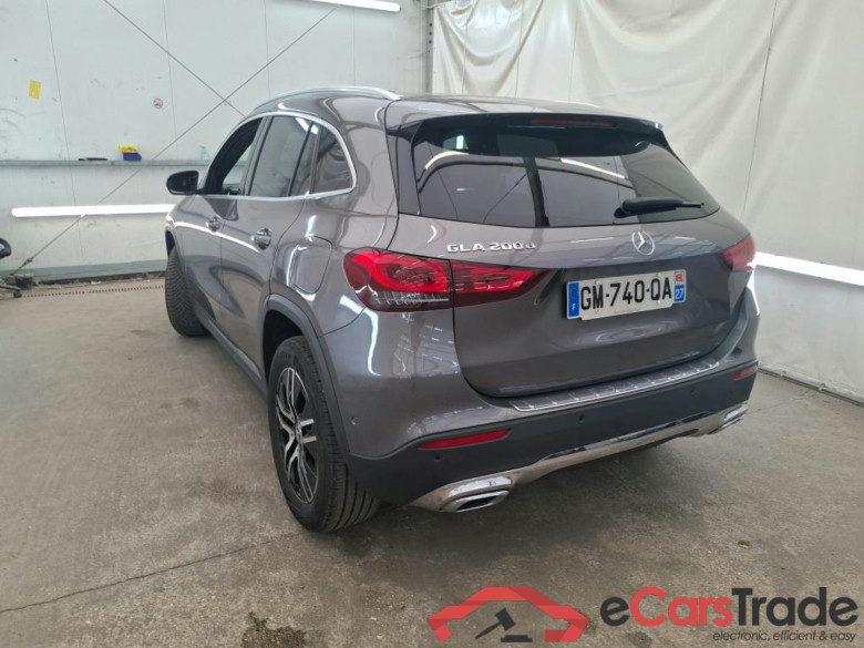 MERCEDES-BENZ GLA / 2020 / 5P / SUV GLA 200 D BUSINESS LINE DCT #1