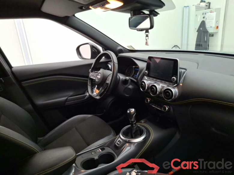 NISSAN JUKE 1.0 DIG-T Kiiro #3
