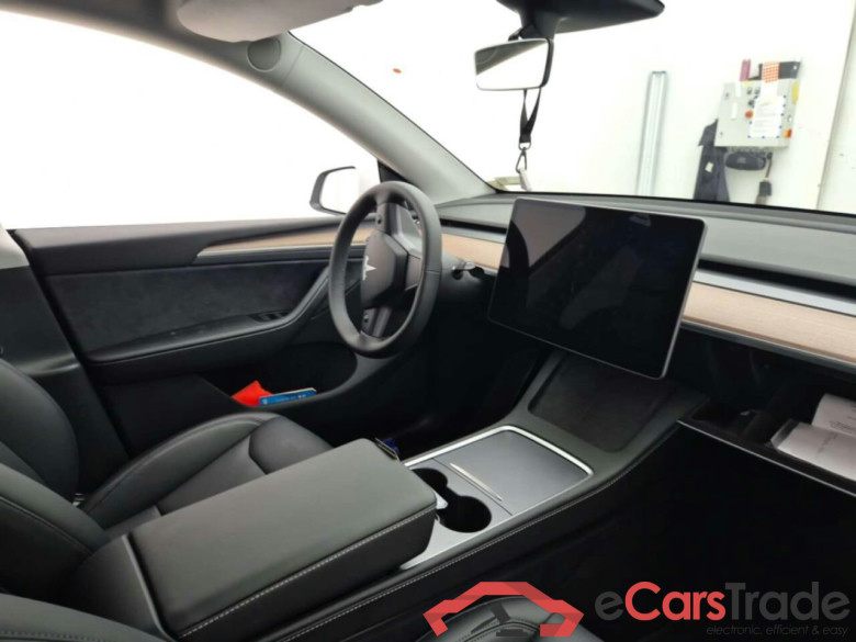 Tesla Model Y 75KWH Long Range AWD Autopilot #3