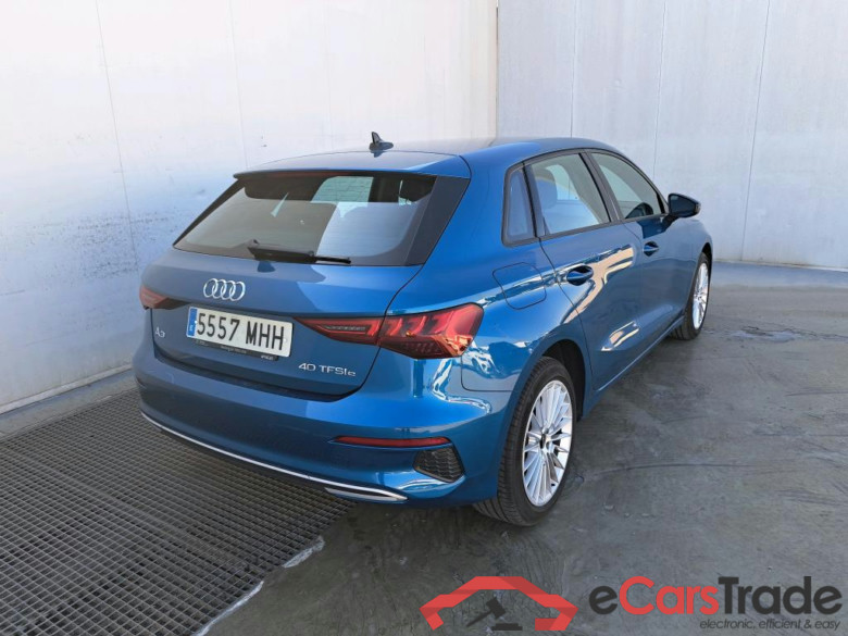 AUDI A3 / 2020 / 5P / berlina con portón Sportback Advanced 40 TFSI e 150kW S tro #2