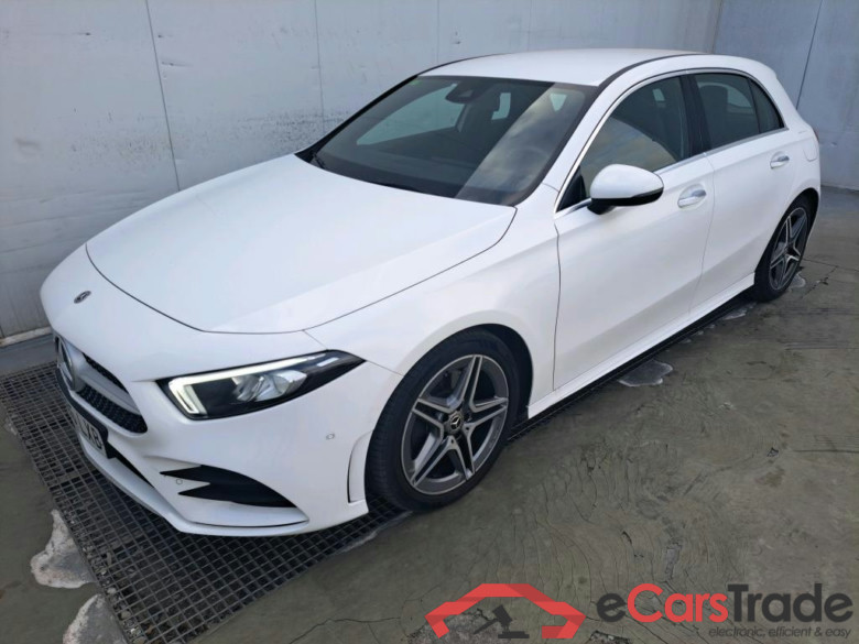 MERCEDES-BENZ Clase A / 2018 / 5P / berlina con portón A 220 d #1