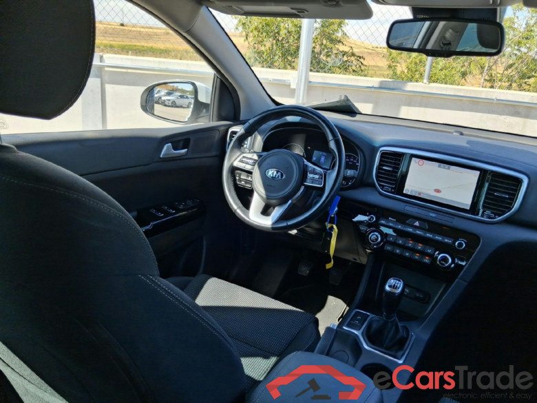 KIA Sportage / 2018 / 5P / todoterreno 1.6 MHEV Black Edition 100kW (136CV) 4x2(SP)(CM) #3