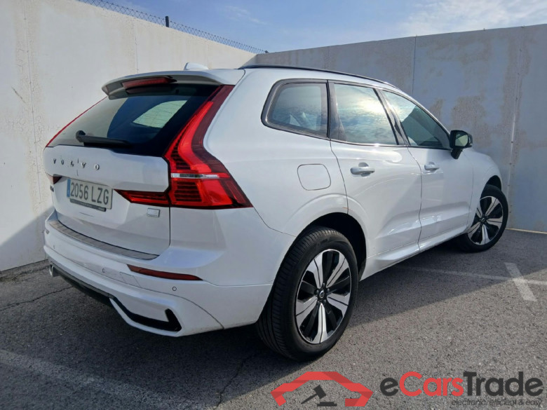 VOLVO XC60 2.0 T6 AWD Recharge Plus Dark Auto #2