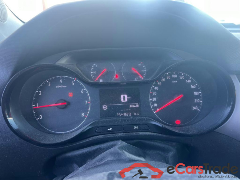 OPEL Crossland / 2020 / 5P / crossover 1.5D 81kW (110CV) Edition #5