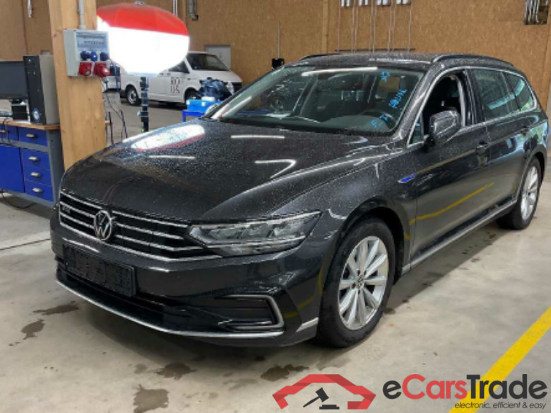 Passat Variant GTE 1.4 TSI 160KW AT6 E6d #1