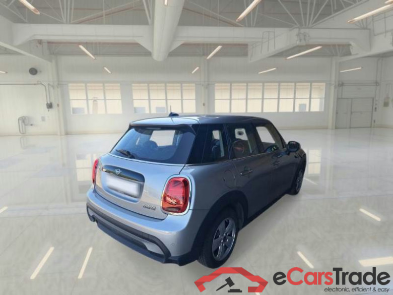 MINI MINI / 2021 / 5P / BERLINA COOPER ESSENTIAL AUTO #2
