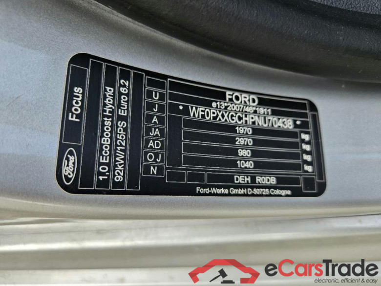 FORD Focus Wagon 1.0 EcoBoost Hybrid ST Line #2