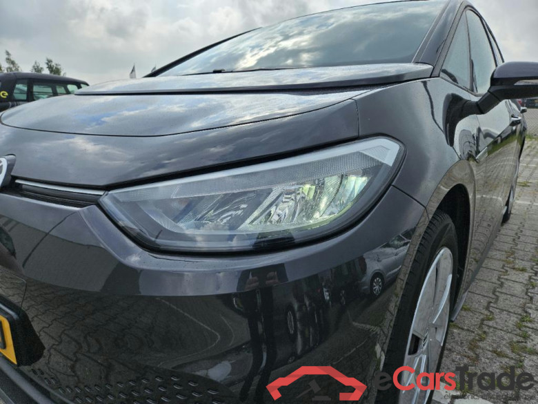 VOLKSWAGEN ID.3 Life 58 kWh #6