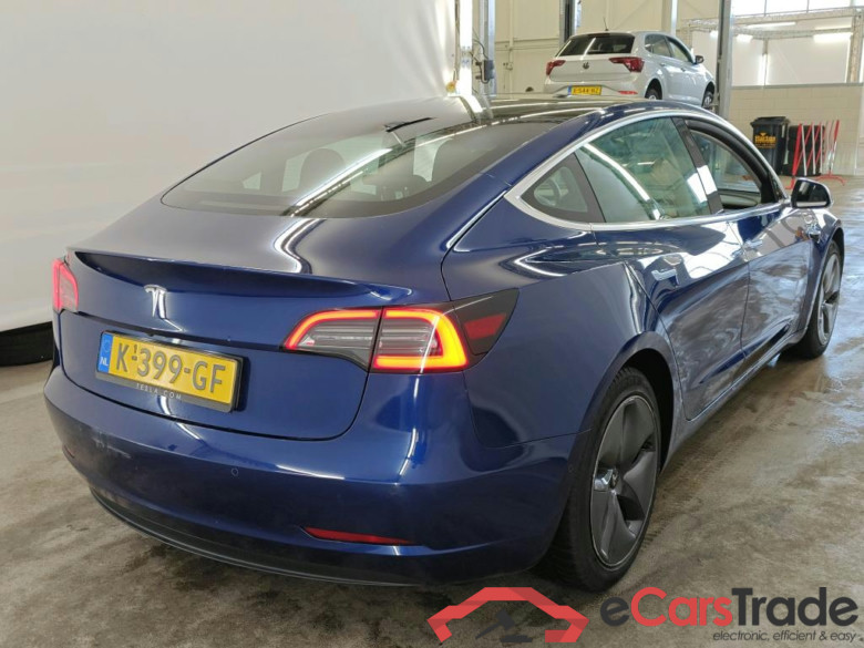 Tesla Model 3 Standard Range Plus RWD 4d #2