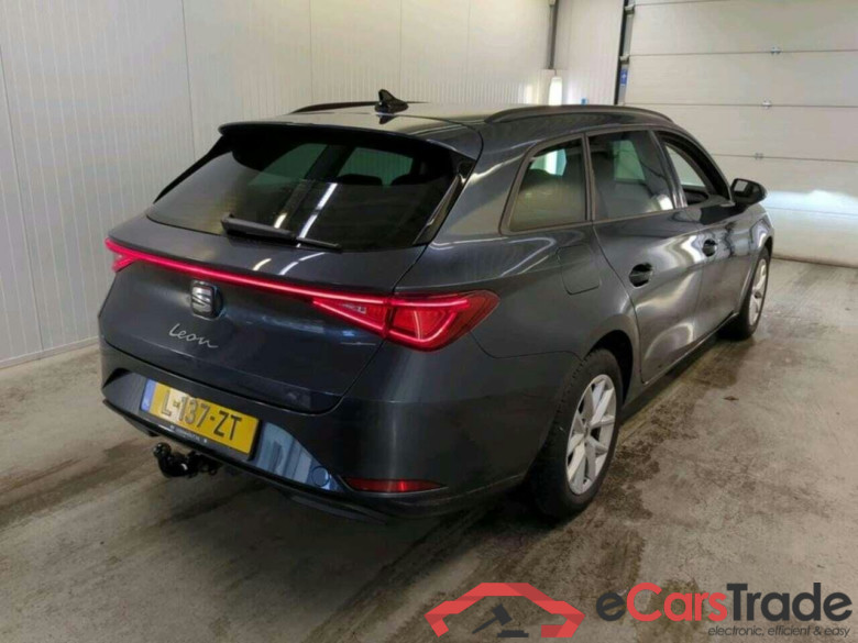 SEAT Leon Sportstourer 1.0 TSI StyleBns Int #2