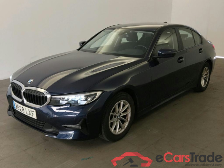BMW Serie 3 / 2018 / 4P / sedán 318d Auto. #1