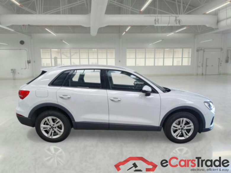 AUDI Q3 1.4 45 TFSIe Plug-In Hybrid Aut. LED Virtual Navi Camera Klima PDC ... #3
