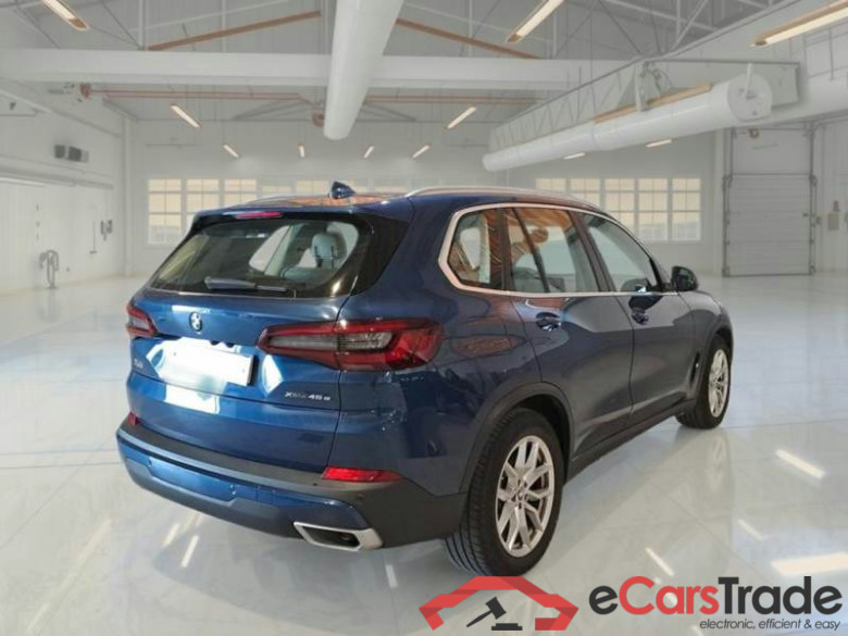 BMW X5 / 2018 / 5P / SUV XDRIVE 45E BUSINESS AUTOM. #2