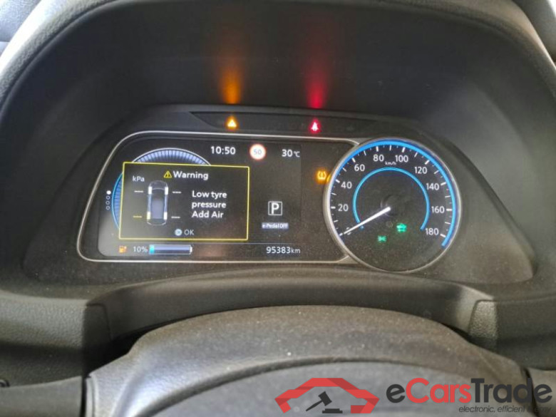 NISSAN LEAF / 2017 / 5P / BERLINA BUSINESS 40KWH #4