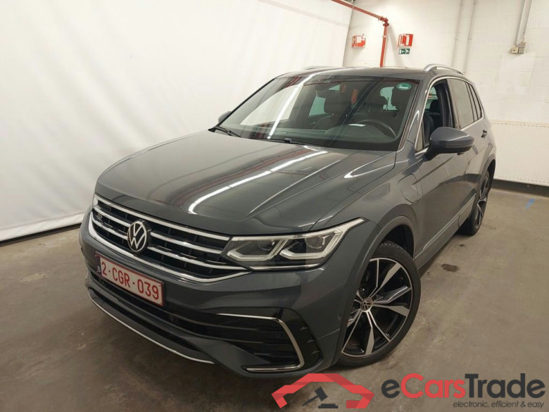 Volkswagen Tiguan 1.4 eHybrid DSG Platinum 5d