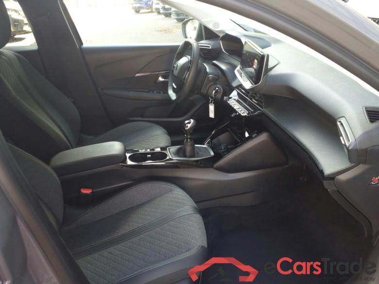 PEUGEOT 208  PEUGEOT 208  1,2 100 CV ALLURE BVM #5